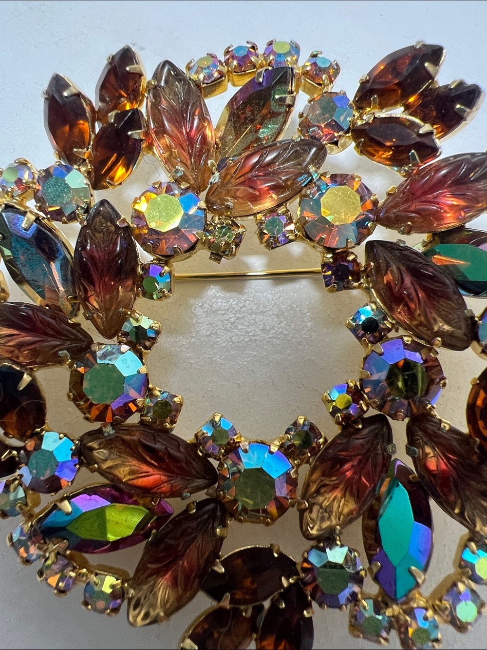 Crystal Vintage Wreath Brooch - Amber and Aurora Borealis - Picture 2 of 16